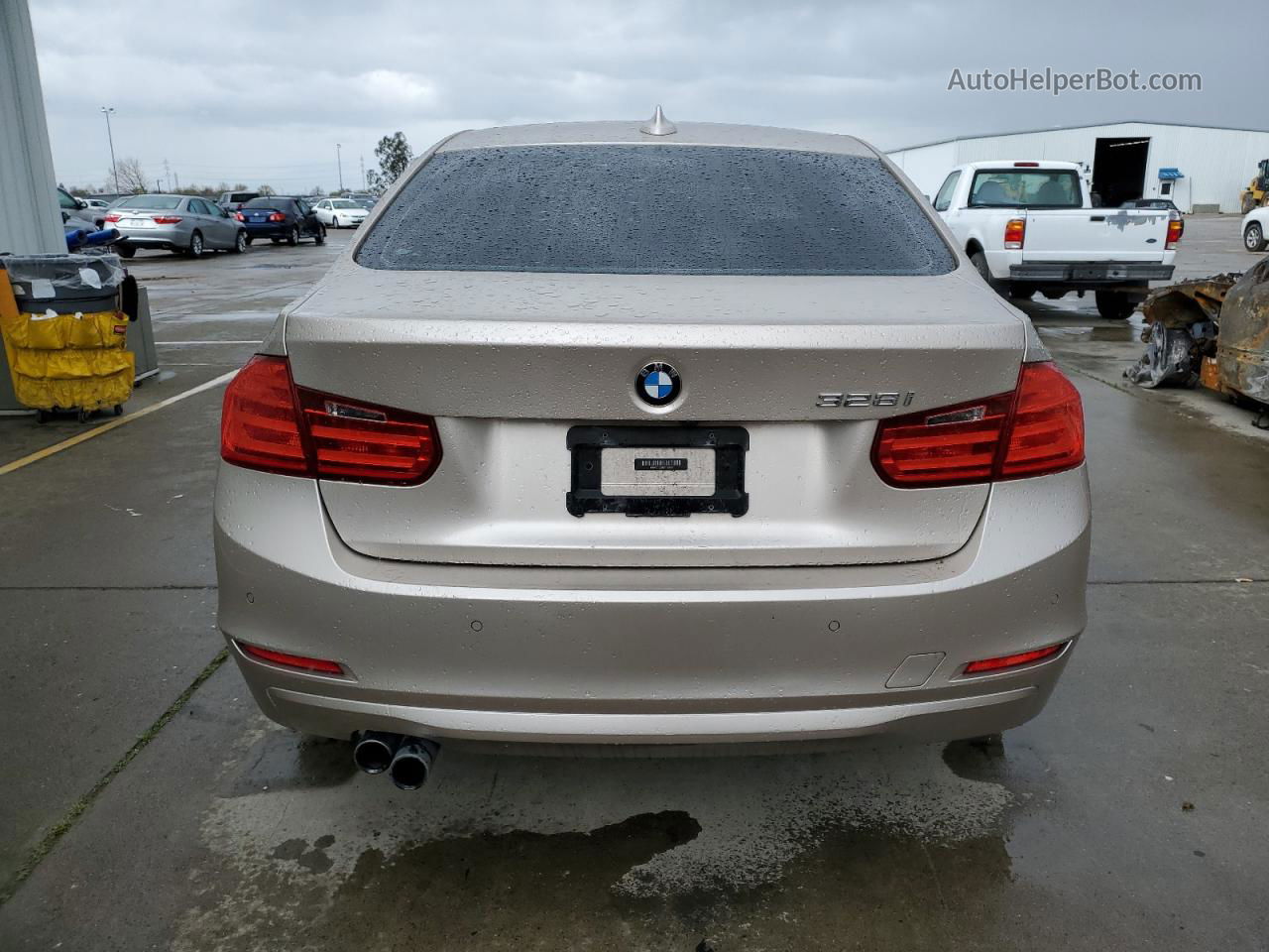 2014 Bmw 328 I Sulev Gold vin: WBA3C1C58EK113835