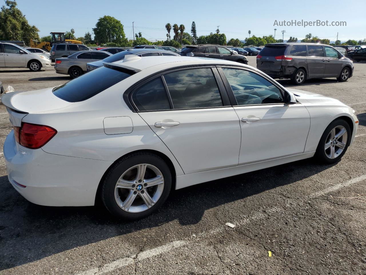 2013 Bmw 328 I Sulev Белый vin: WBA3C1G52DNR45291