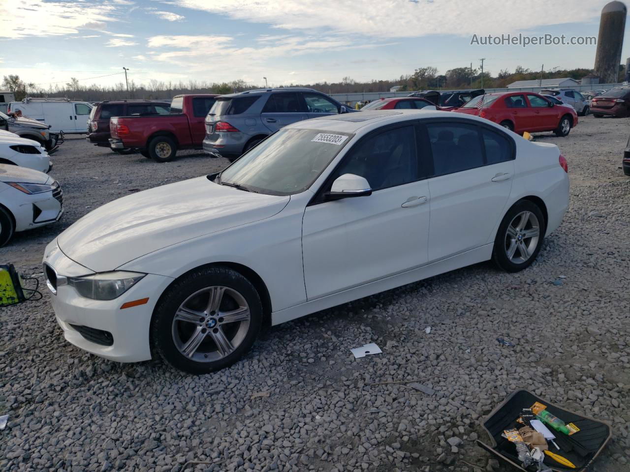 2013 Bmw 320 I Xdrive White vin: WBA3C3C52DF982238