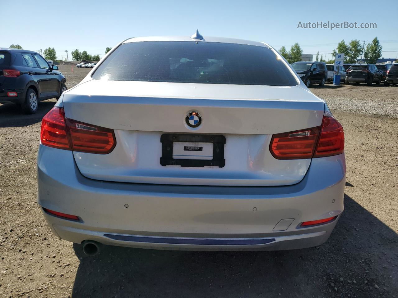 2014 Bmw 320 I Xdrive Серебряный vin: WBA3C3C53EF986638