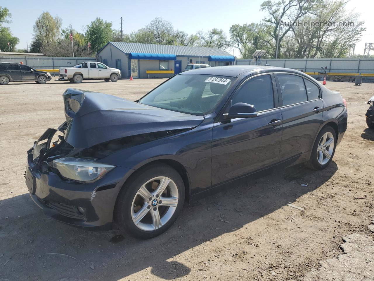 2013 Bmw 320 I Xdrive Синий vin: WBA3C3C54DF981463