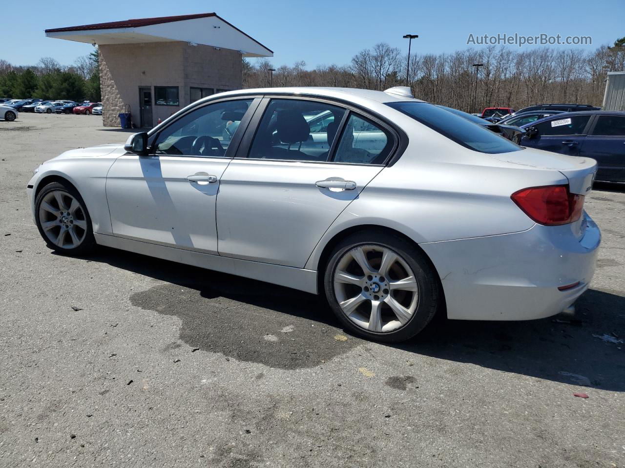 2013 Bmw 320 I Xdrive White vin: WBA3C3C56DF983120