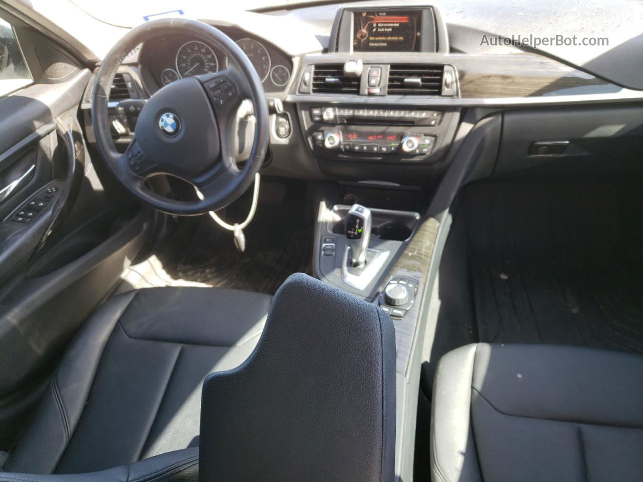 2015 Bmw 320 I Xdrive Серебряный vin: WBA3C3G51FNT52035