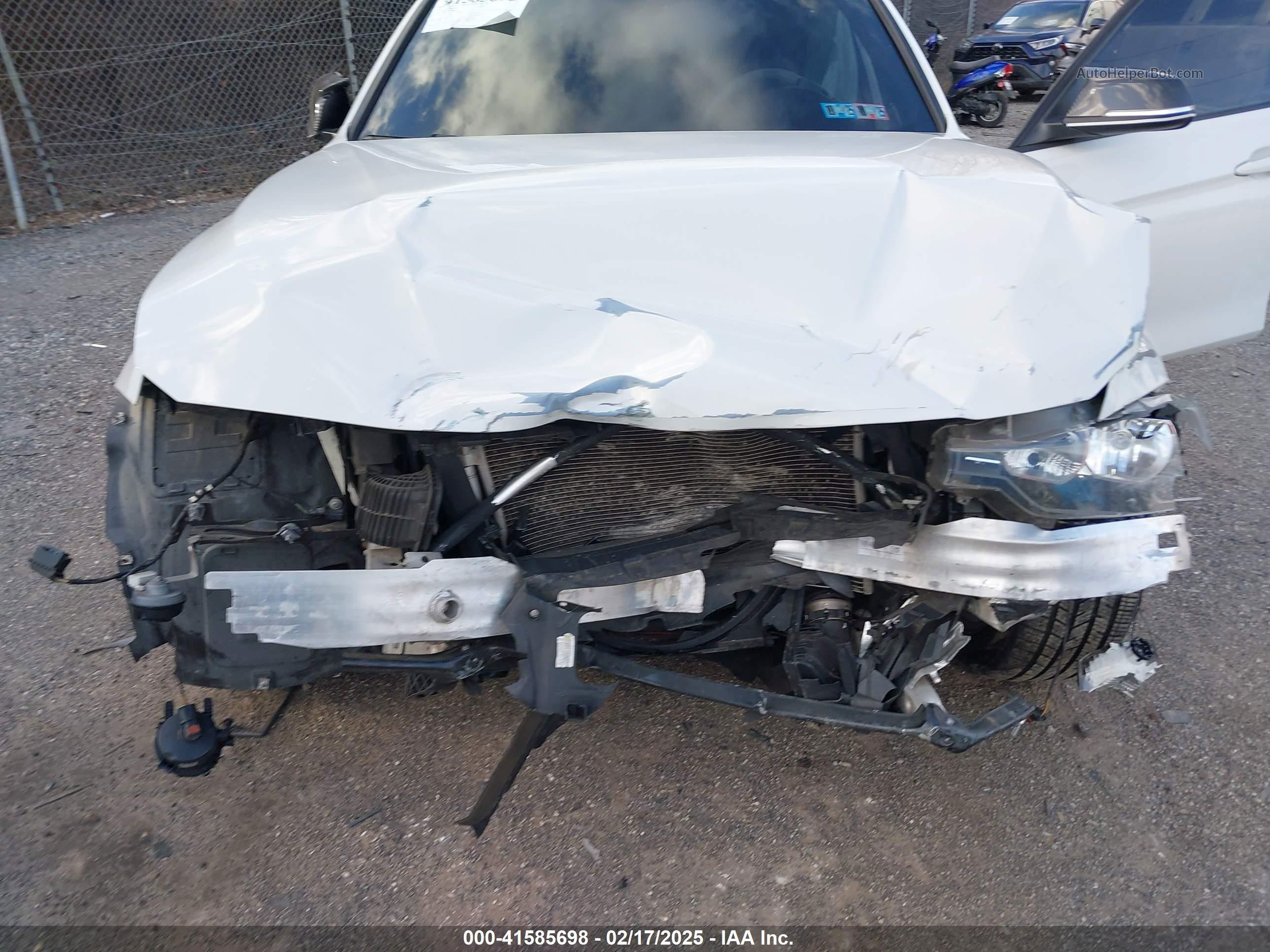 2014 Bmw 320i Xdrive White vin: WBA3C3G52ENS69356