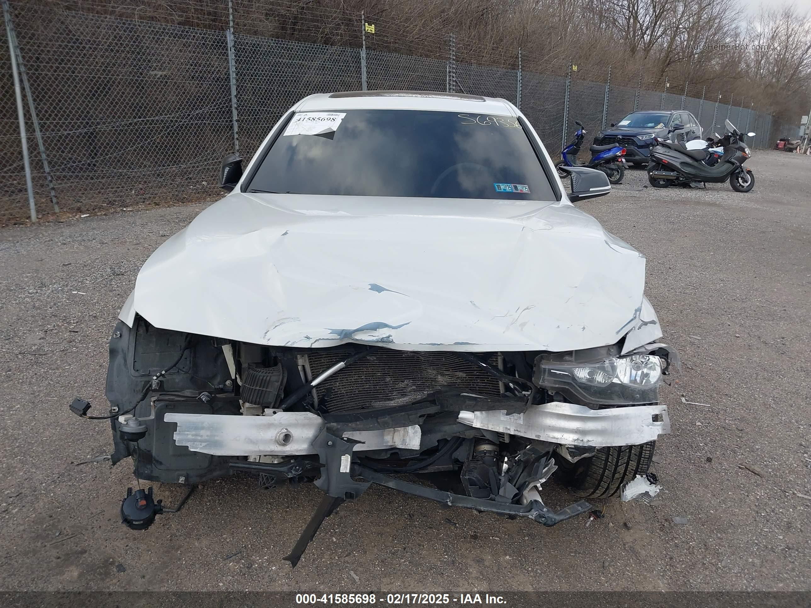 2014 Bmw 320i Xdrive White vin: WBA3C3G52ENS69356