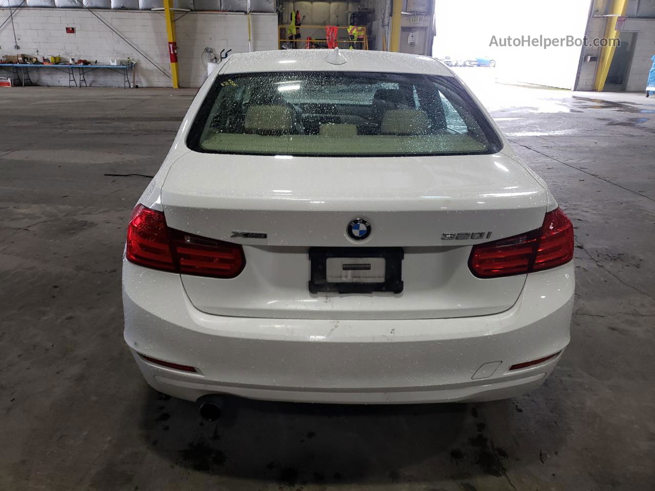 2015 Bmw 320 I Xdrive White vin: WBA3C3G54FNT52188