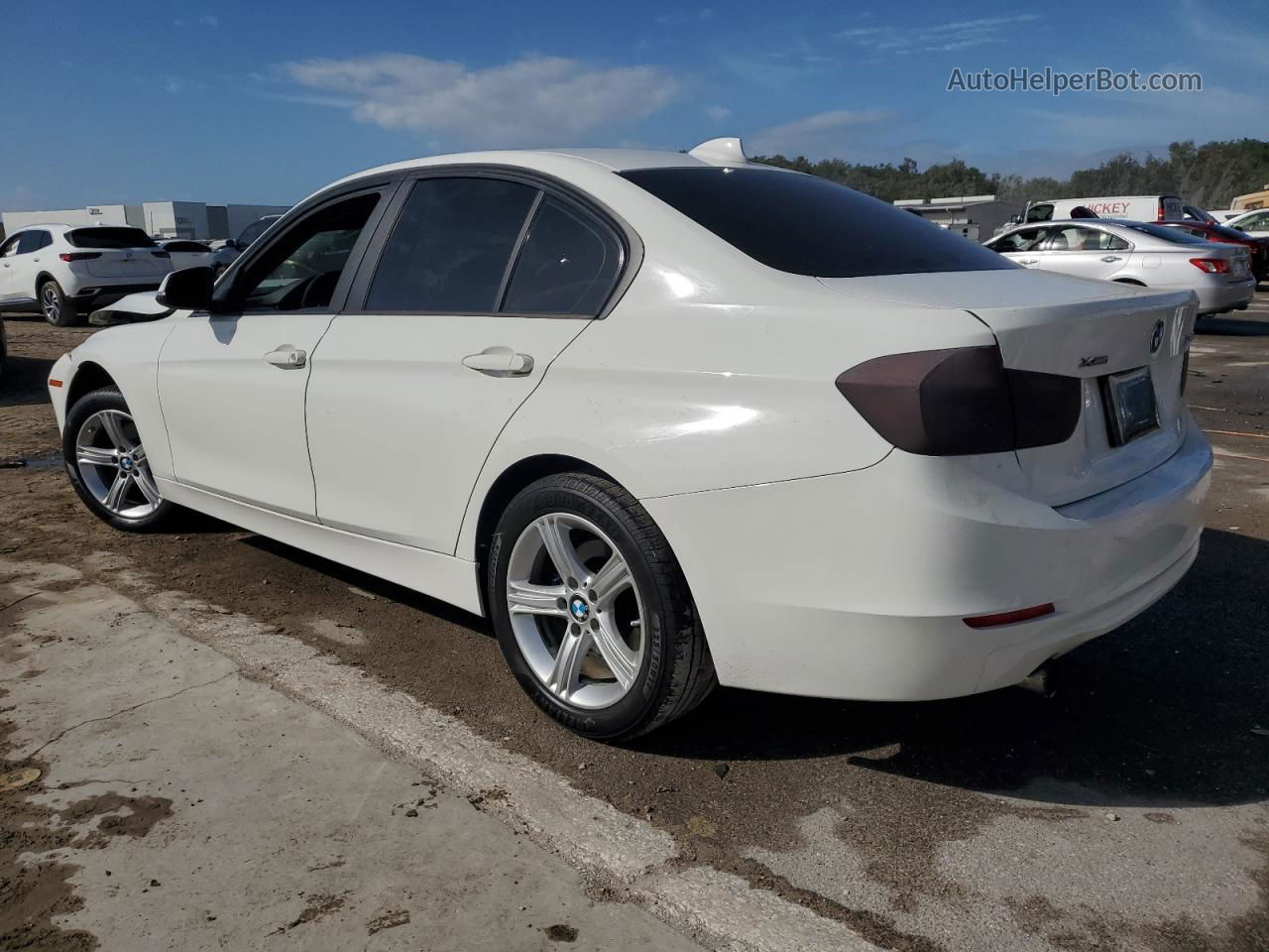 2015 Bmw 320 I Xdrive White vin: WBA3C3G55FNS75895