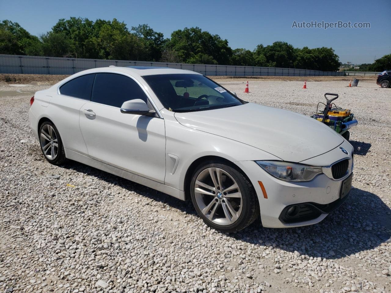 2017 Bmw 430i  White vin: WBA4R7C53HK895651