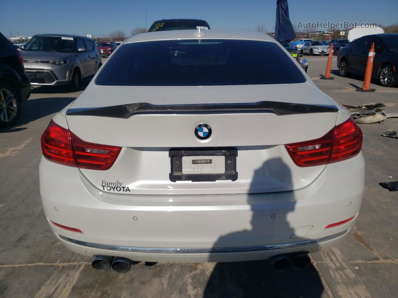 2017 Bmw 430i  White vin: WBA4R7C55HK679543