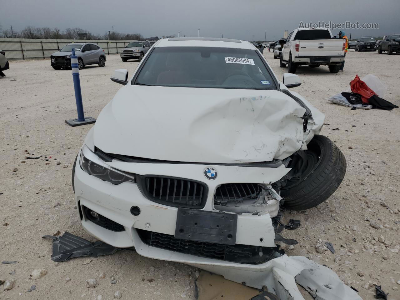 2018 Bmw 430i  White vin: WBA4W3C59JAF91434