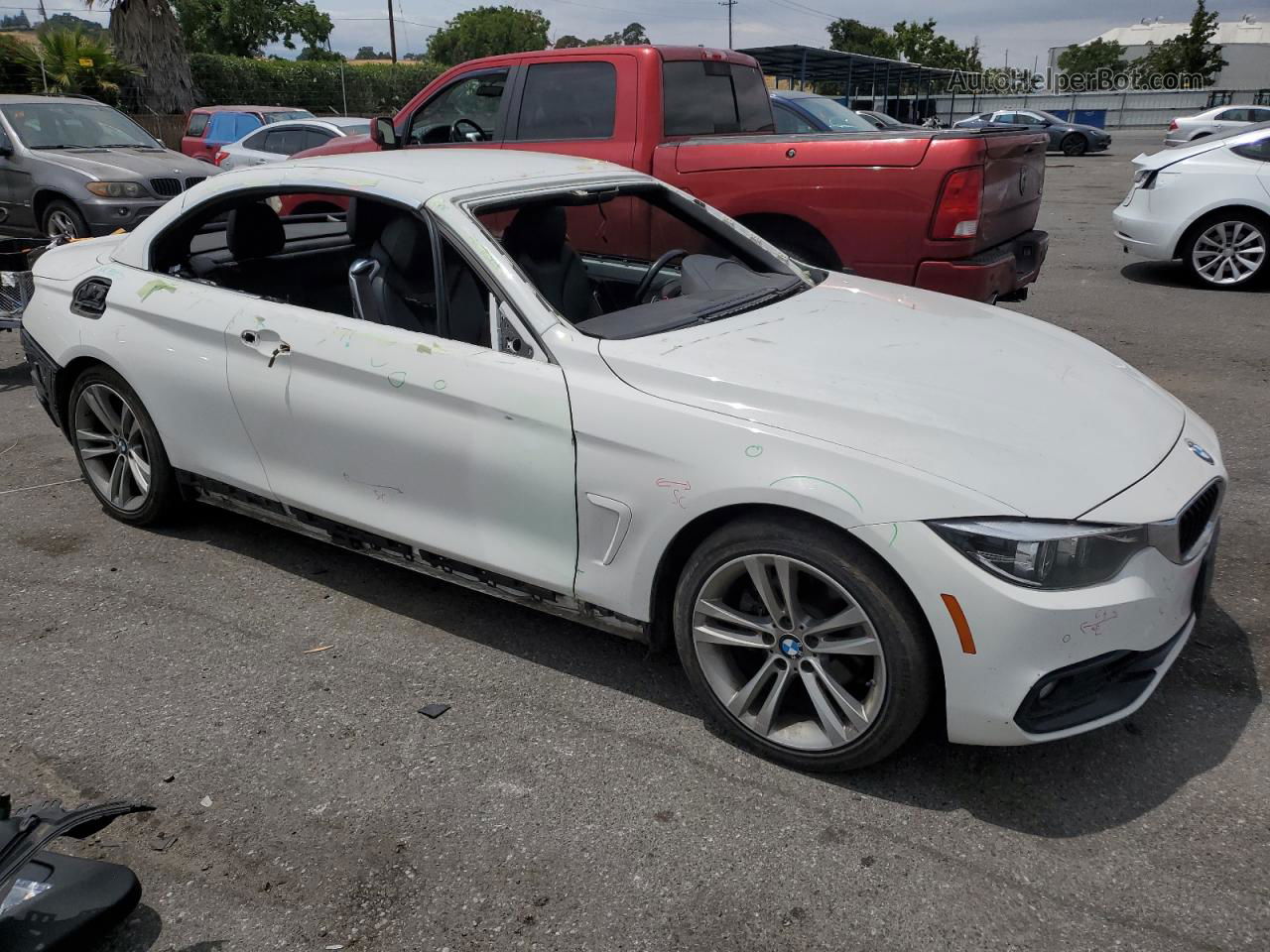 2018 Bmw 430i  White vin: WBA4Z1C51JEC59945