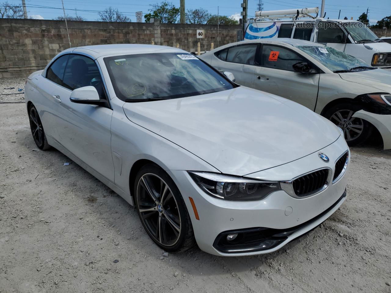 2018 Bmw 430i  White vin: WBA4Z1C52JEC72879