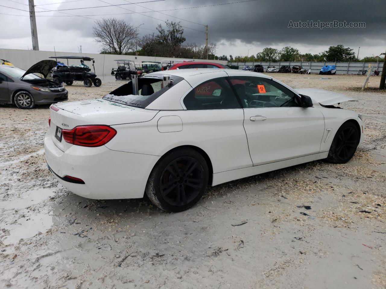 2018 Bmw 430i  White vin: WBA4Z1C54JEC60183