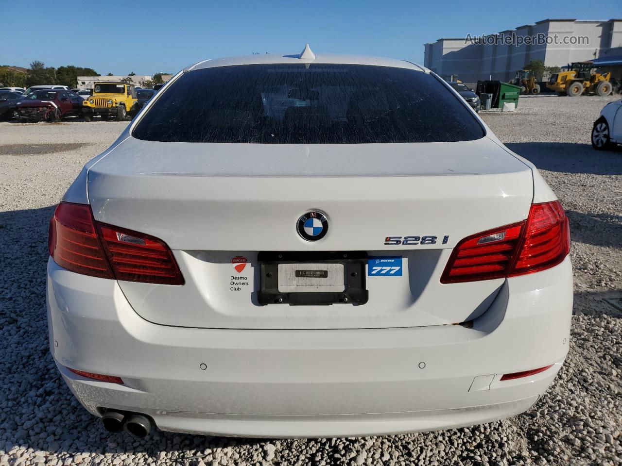 2016 Bmw 528 I White vin: WBA5A5C5XGD526529