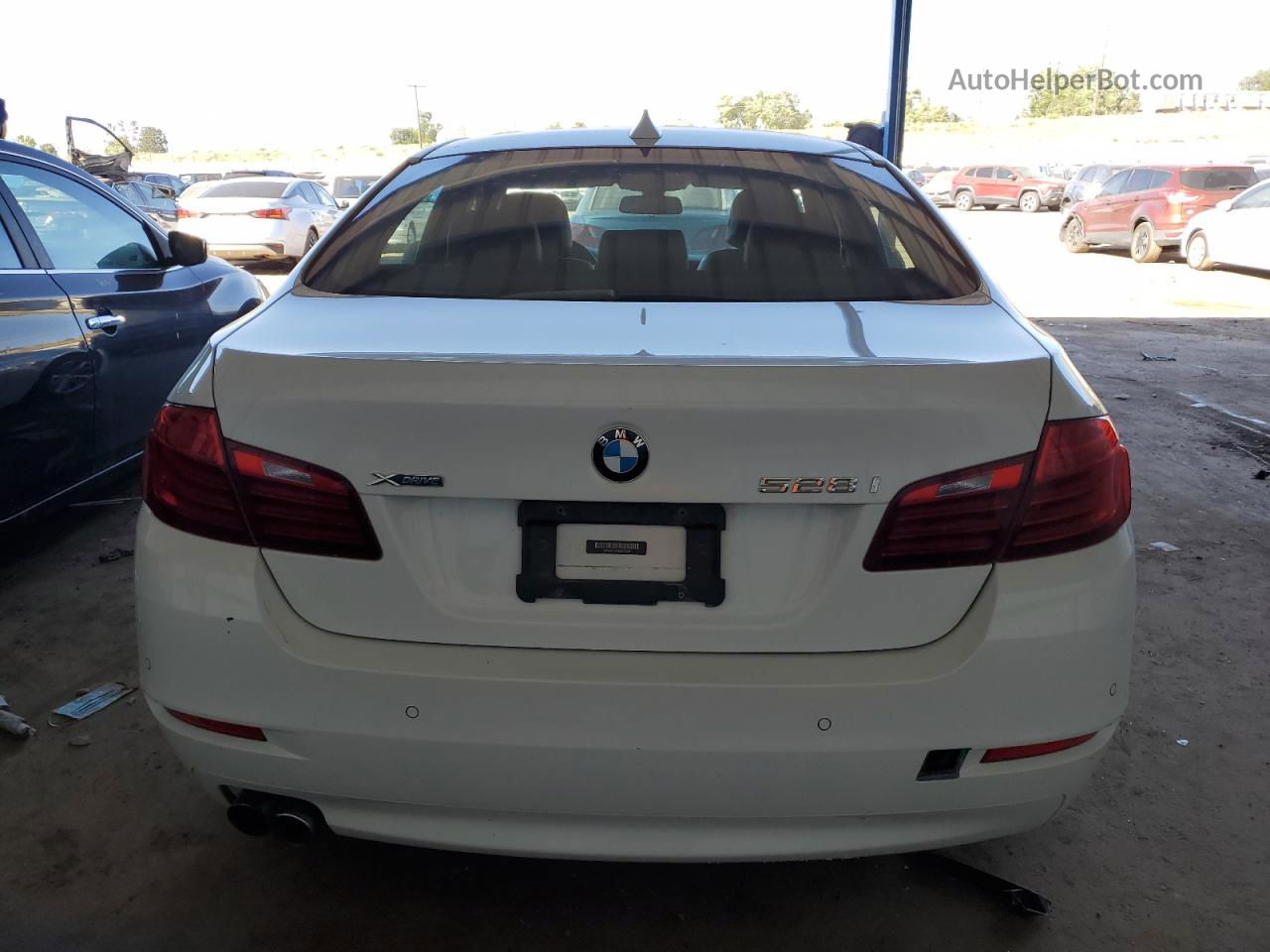 2014 Bmw 528 Xi White vin: WBA5A7C51ED613048