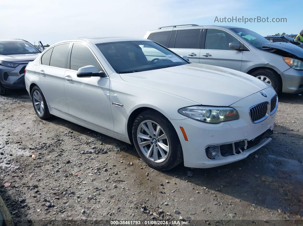 2016 Bmw 528i Xdrive White vin: WBA5A7C54GG149139