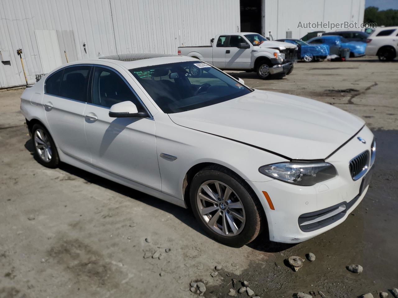 2014 Bmw 528 Xi White vin: WBA5A7C5XED219094