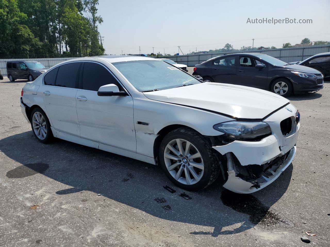 2016 Bmw 535 Xi Белый vin: WBA5B3C51GG259913