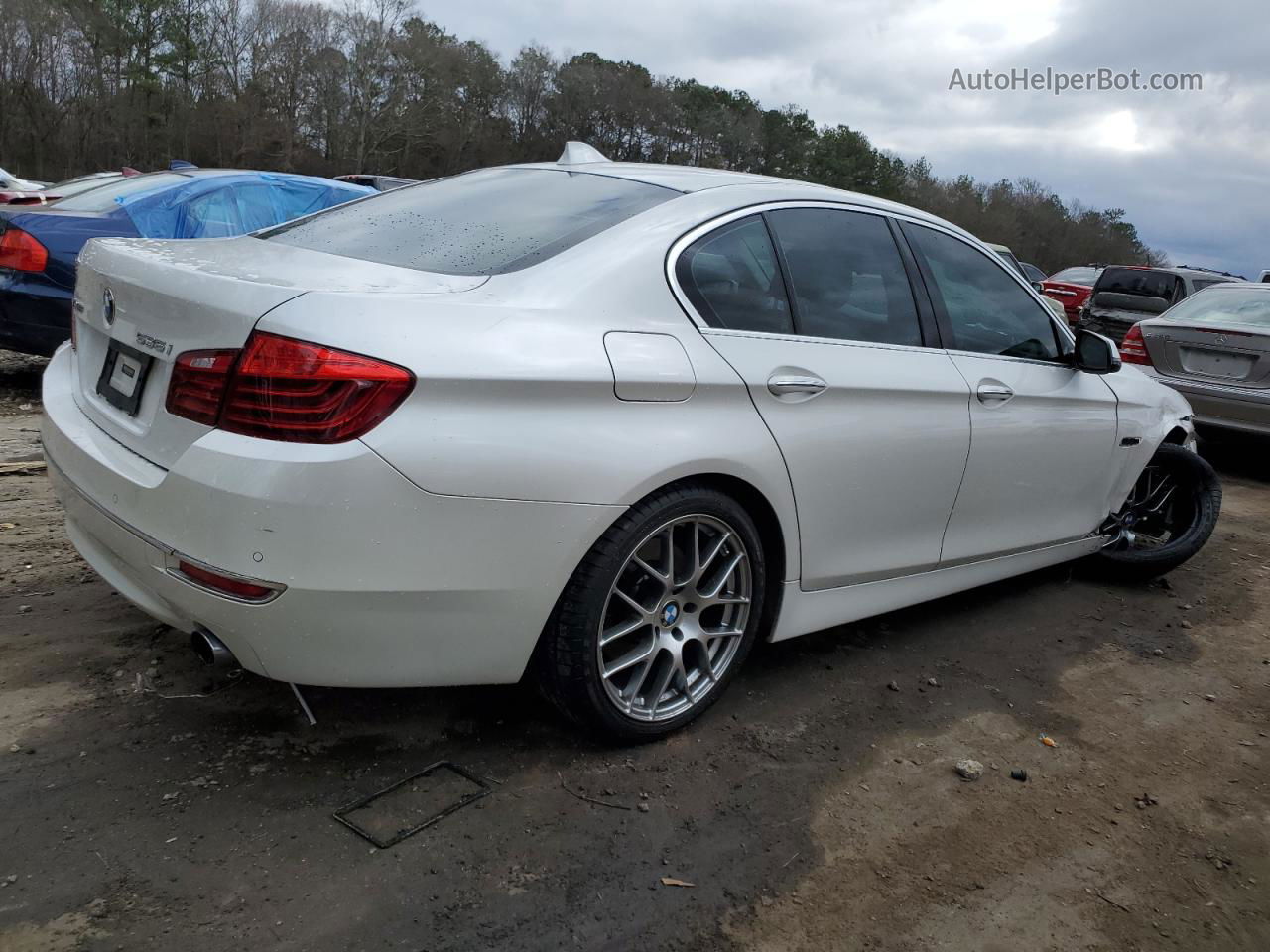 2016 Bmw 535 Xi Белый vin: WBA5B3C53GG258147