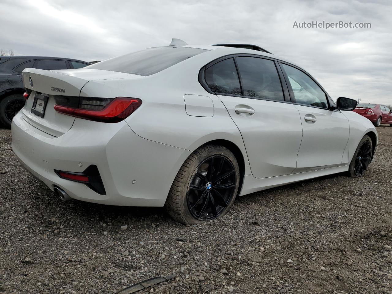 2020 Bmw 330xi  Белый vin: WBA5R7C07LFH47824