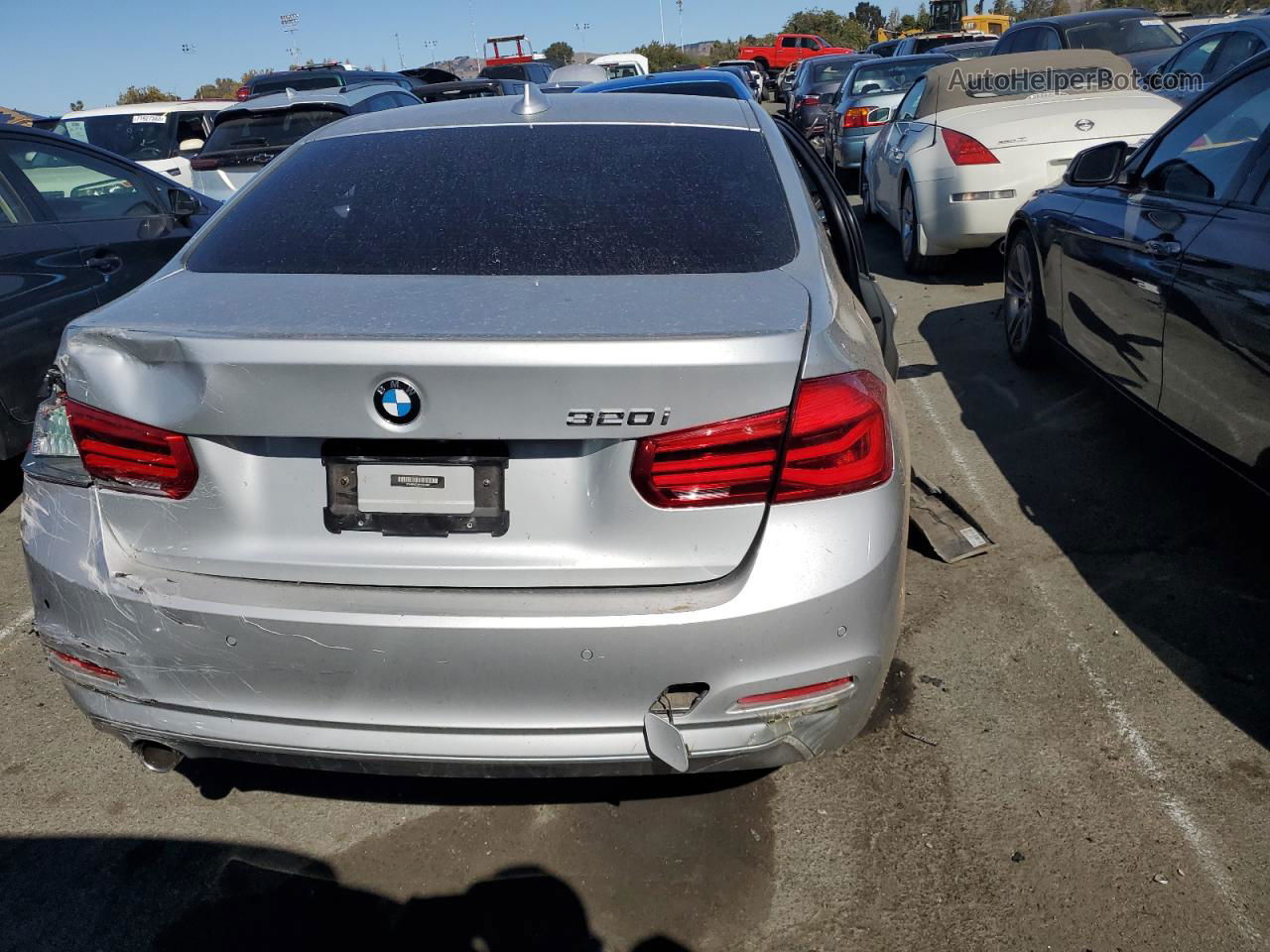 2017 Bmw 320 I Silver vin: WBA8A9C34HK864847