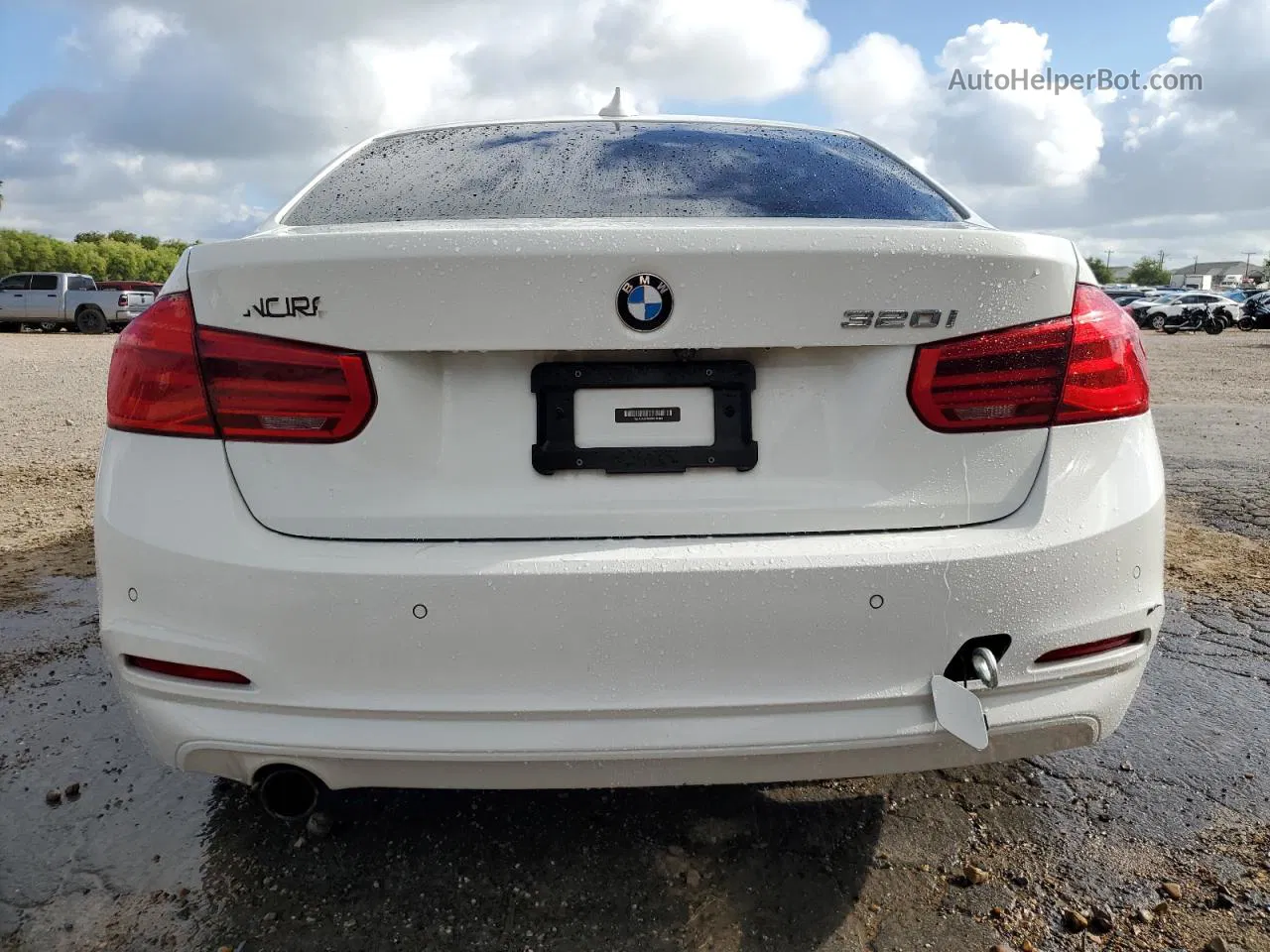 2016 Bmw 320 I White vin: WBA8A9C54GK618493