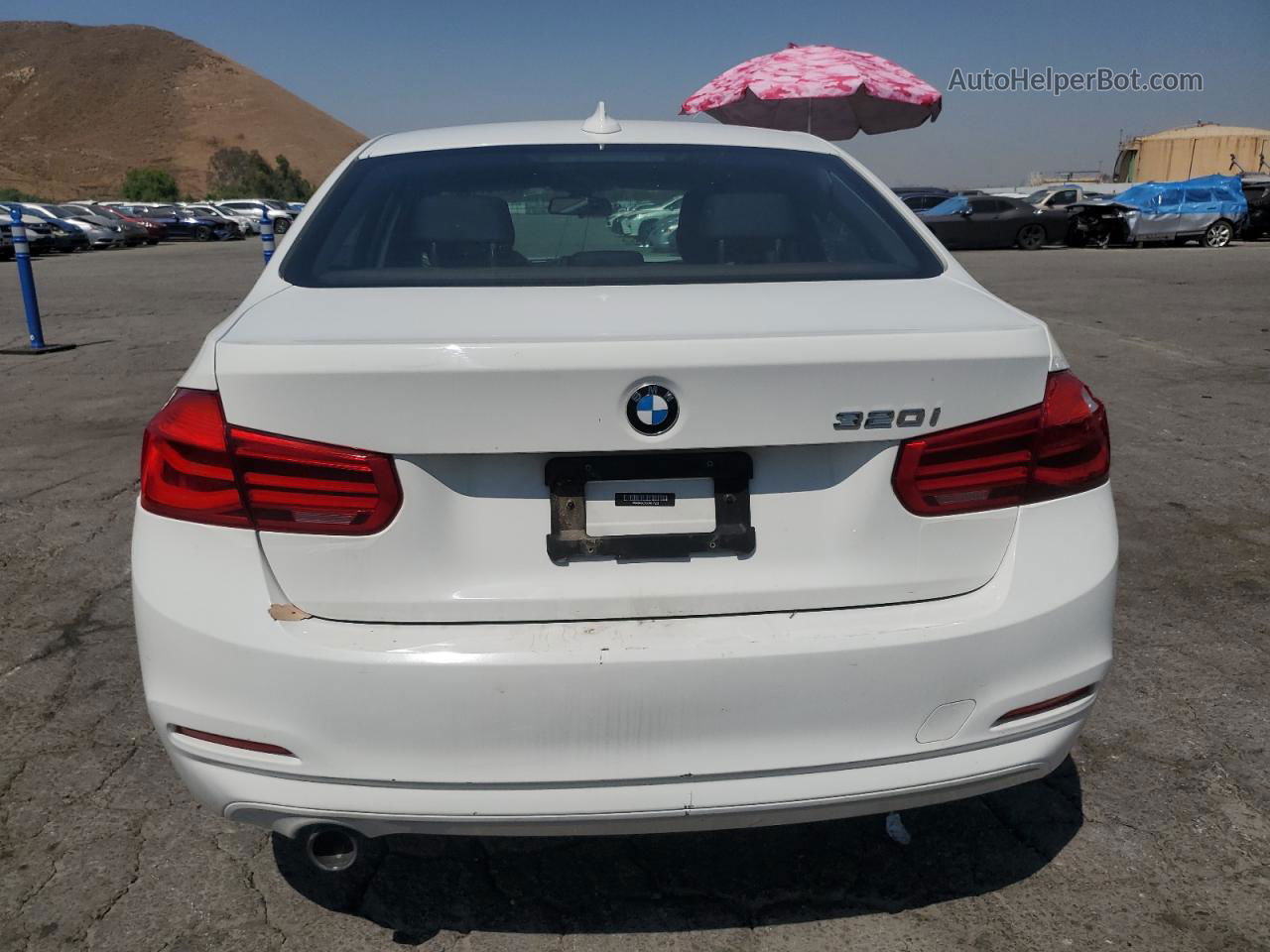 2016 Bmw 320 I White vin: WBA8A9C56GK617233