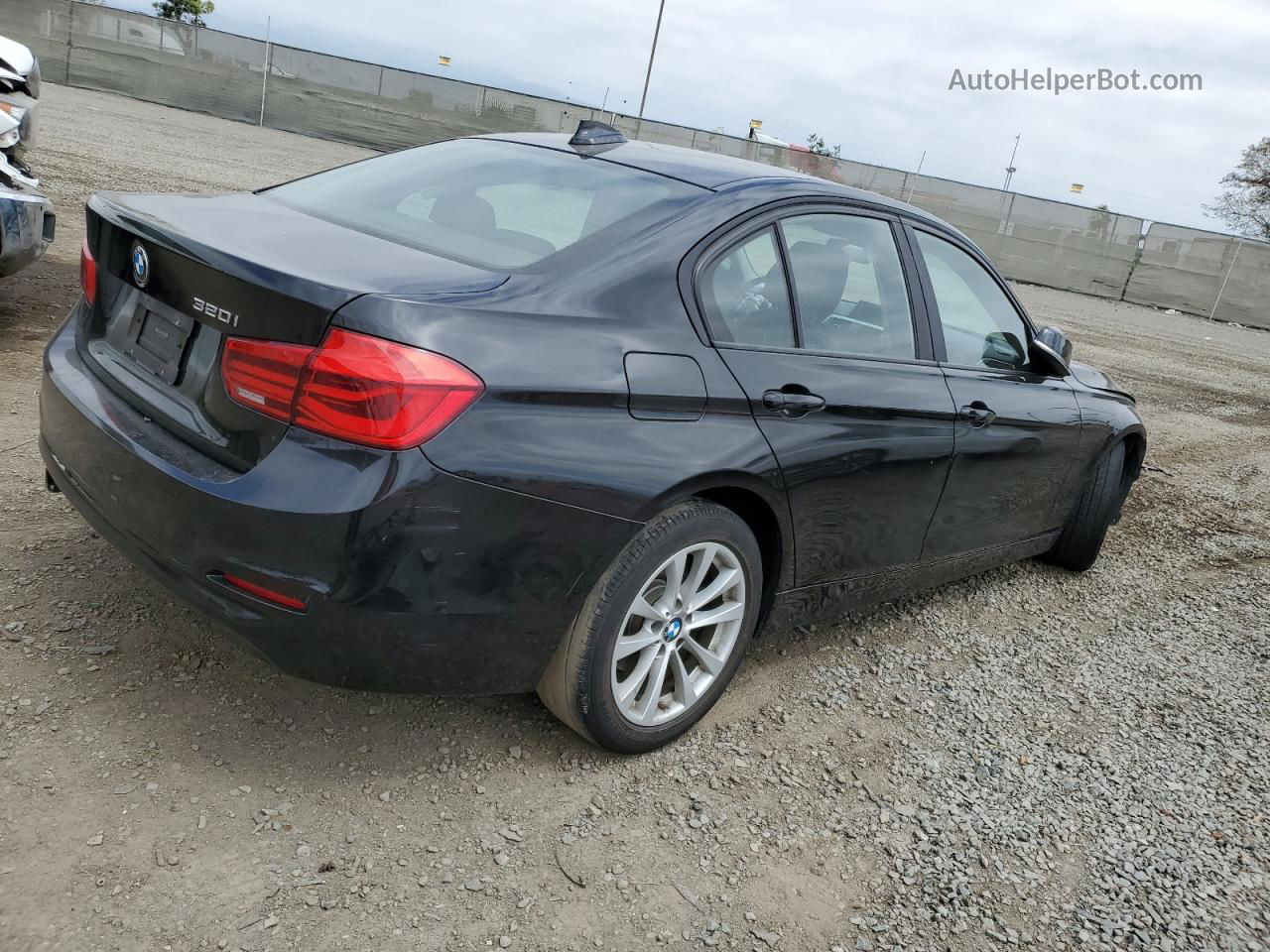 2016 Bmw 320 I Черный vin: WBA8A9C59GK617534