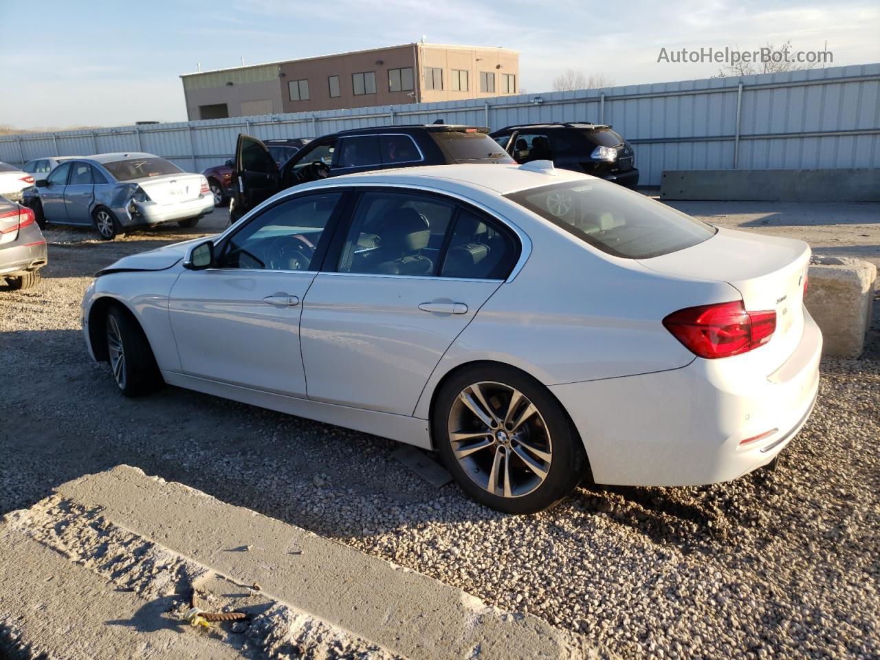 2016 Bmw 340 Xi White vin: WBA8B7C52GK703169