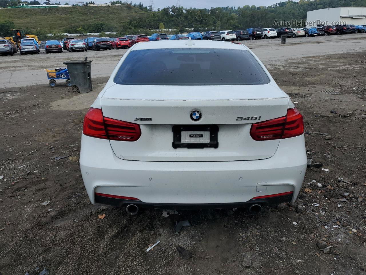 2016 Bmw 340 Xi White vin: WBA8B7C57GK702891