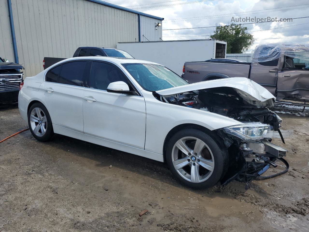 2017 Bmw 330 I White vin: WBA8B9C57HK884881