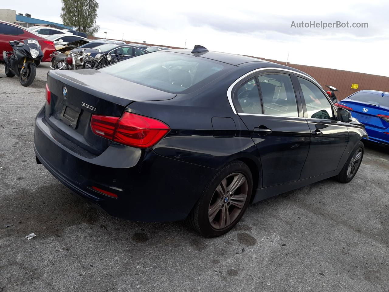 2017 Bmw 330 I Черный vin: WBA8B9G30HNU56142