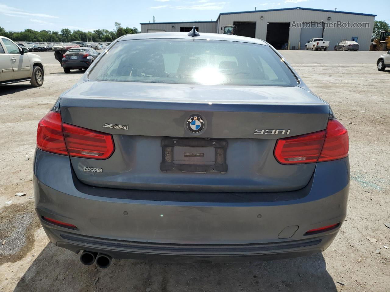 2017 Bmw 330 Xi Gray vin: WBA8D9G32HNU66553