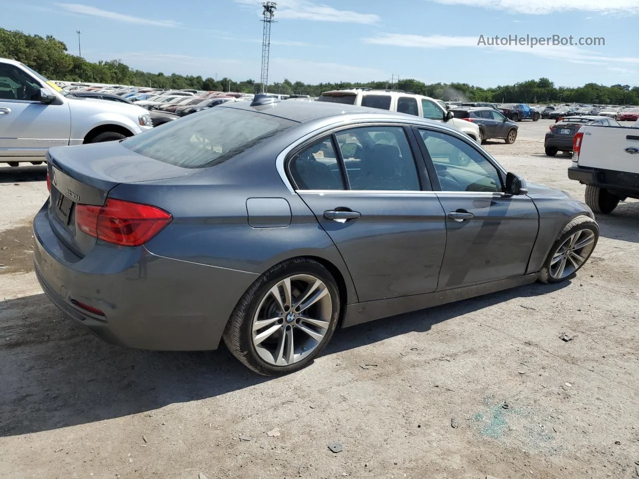 2017 Bmw 330 Xi Gray vin: WBA8D9G32HNU66553