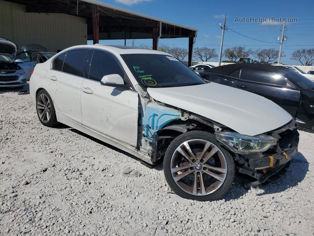 2017 Bmw 330 Xi White vin: WBA8D9G34HNU62178