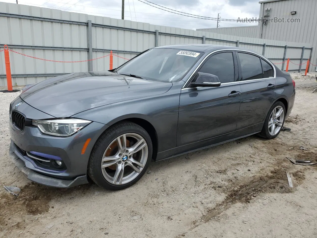 2017 Bmw 330 Xi Серый vin: WBA8D9G35HNU63758