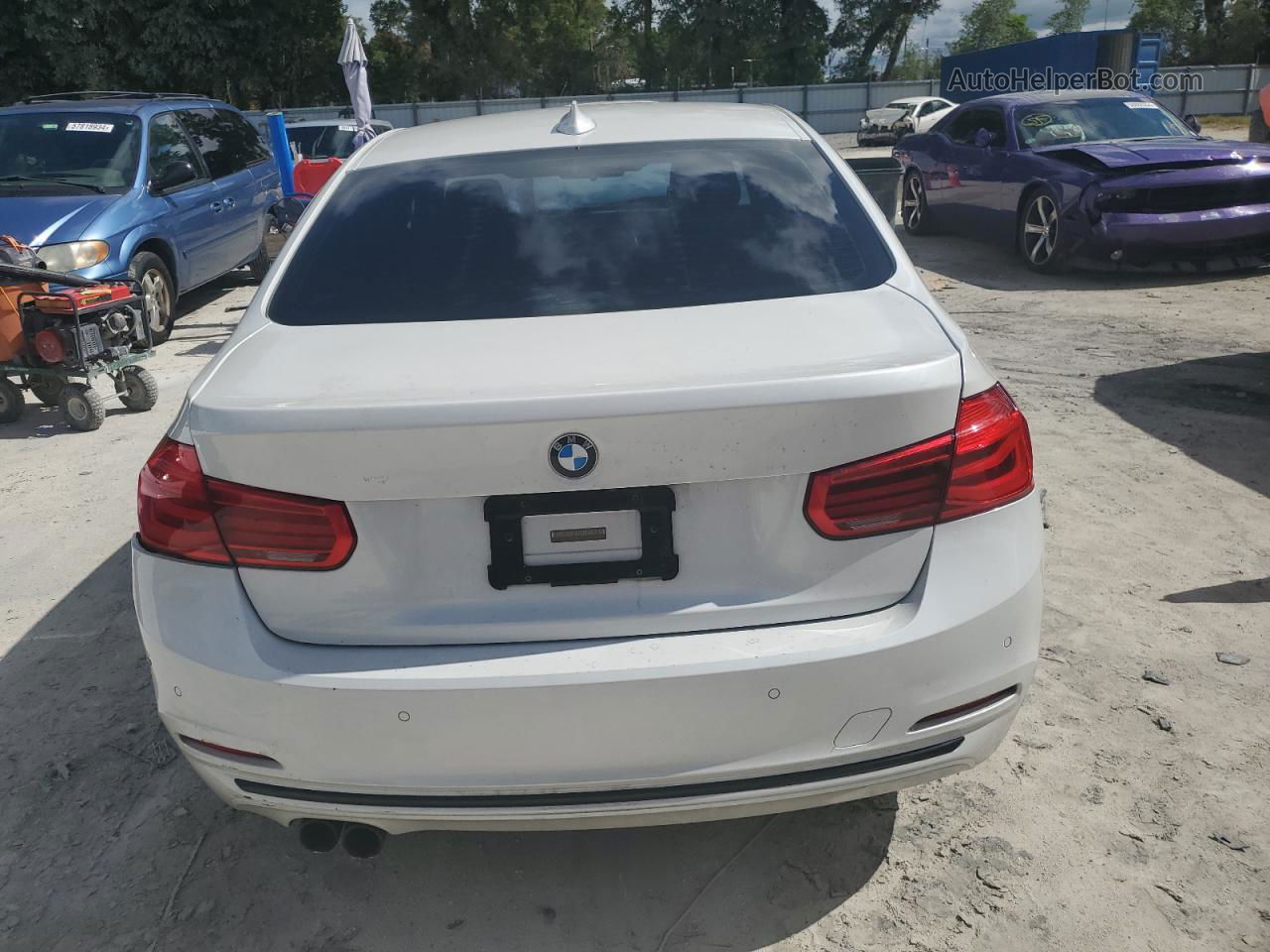 2017 Bmw 330 Xi White vin: WBA8D9G36HNU62473