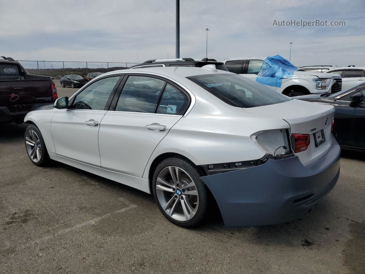 2017 Bmw 330 Xi White vin: WBA8D9G36HNU64191