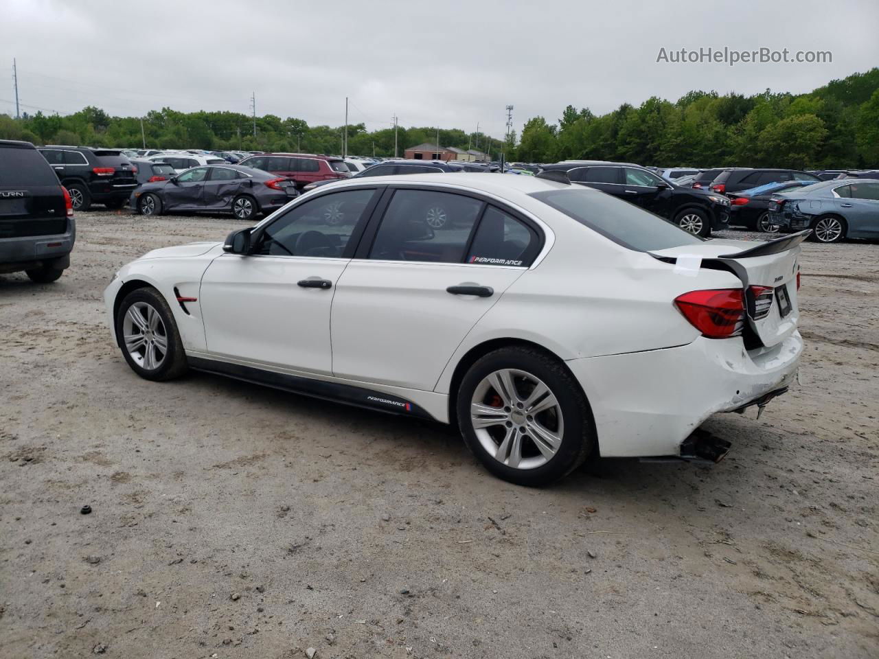 2017 Bmw 330 Xi Белый vin: WBA8D9G38HNU65441