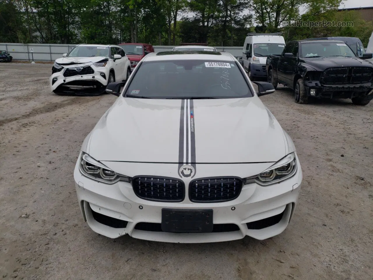 2017 Bmw 330 Xi White vin: WBA8D9G38HNU65441