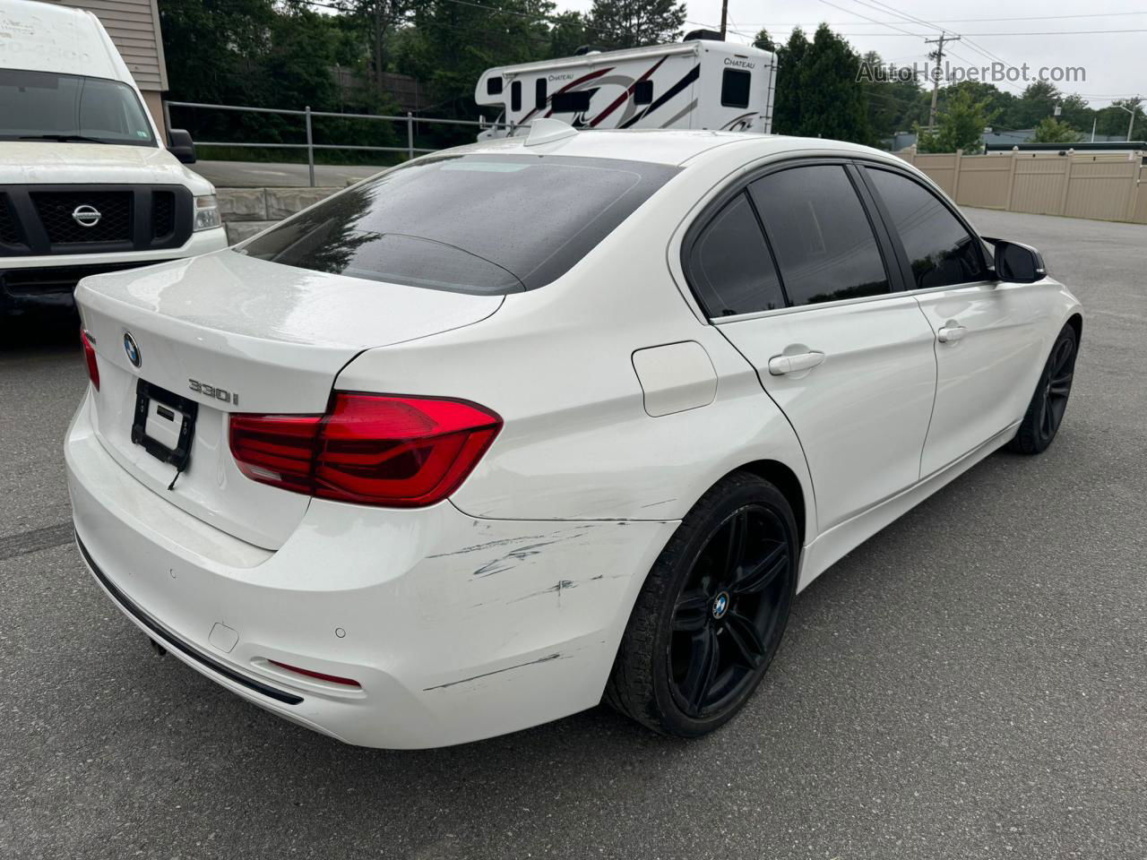 2017 Bmw 330 Xi White vin: WBA8D9G38HNU66007