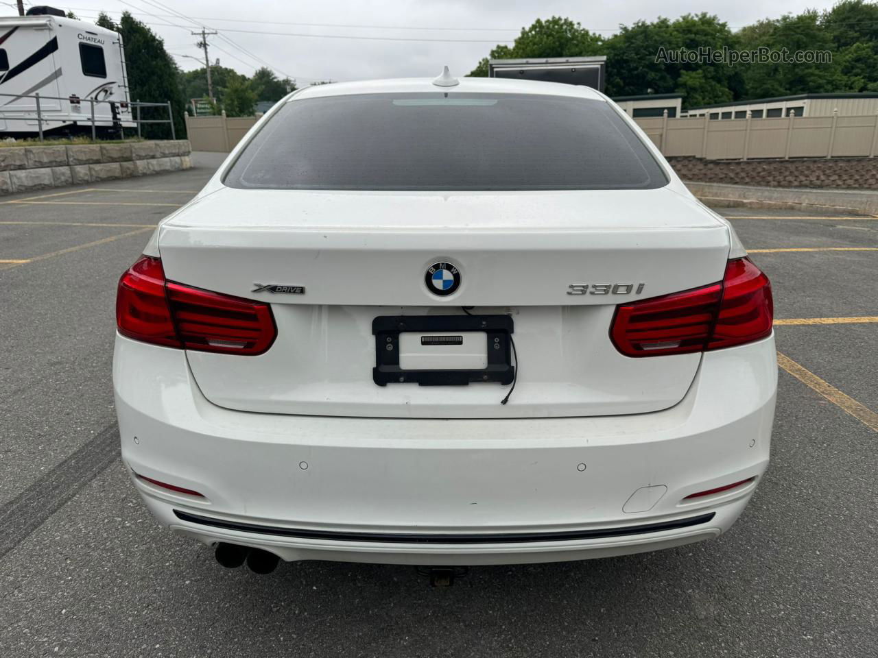 2017 Bmw 330 Xi White vin: WBA8D9G38HNU66007