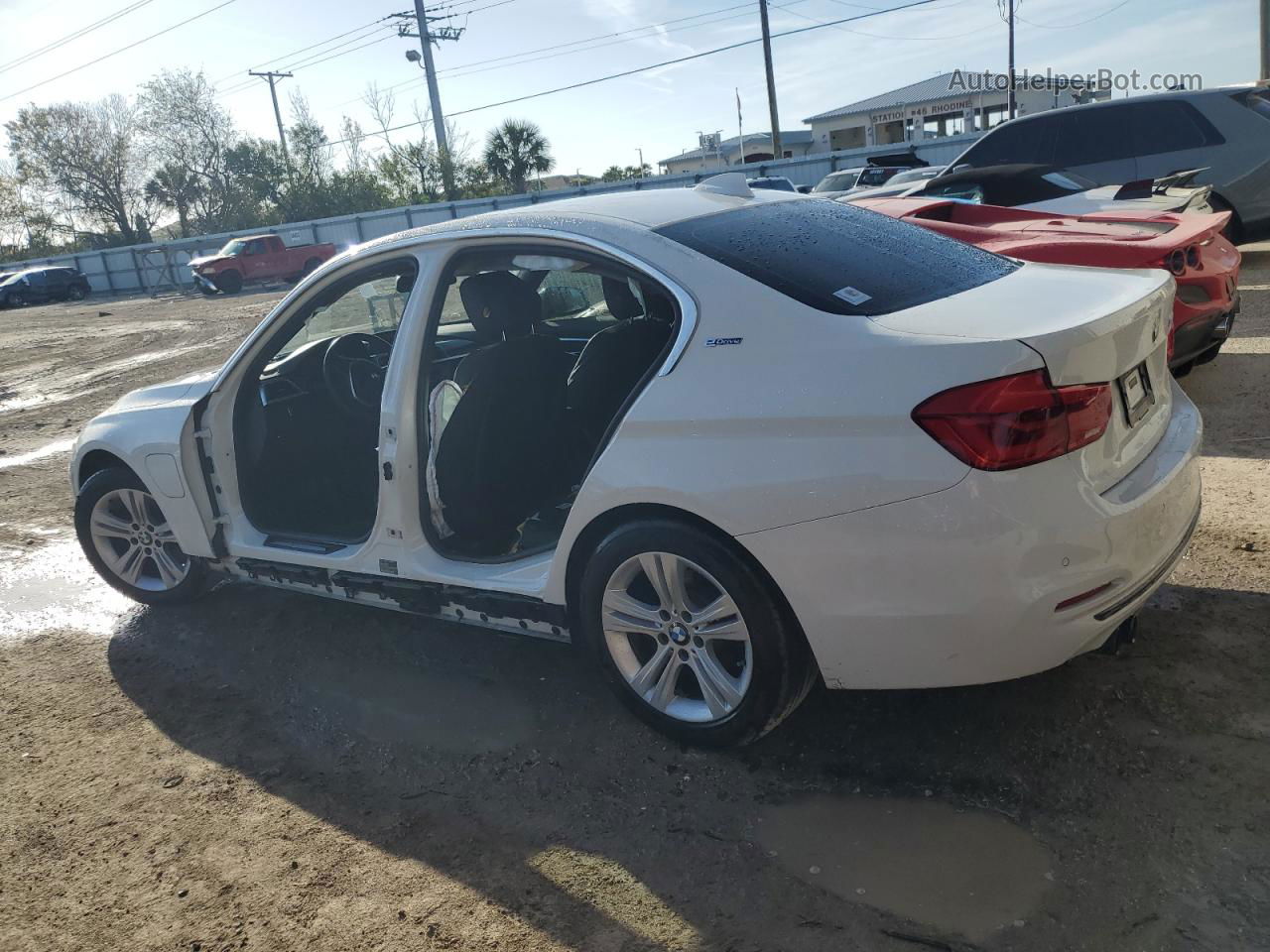 2017 Bmw 330e  White vin: WBA8E1C32HA158634