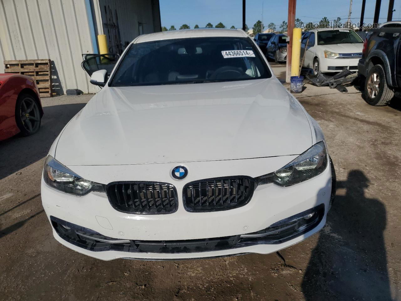 2017 Bmw 330e  White vin: WBA8E1C32HA158634