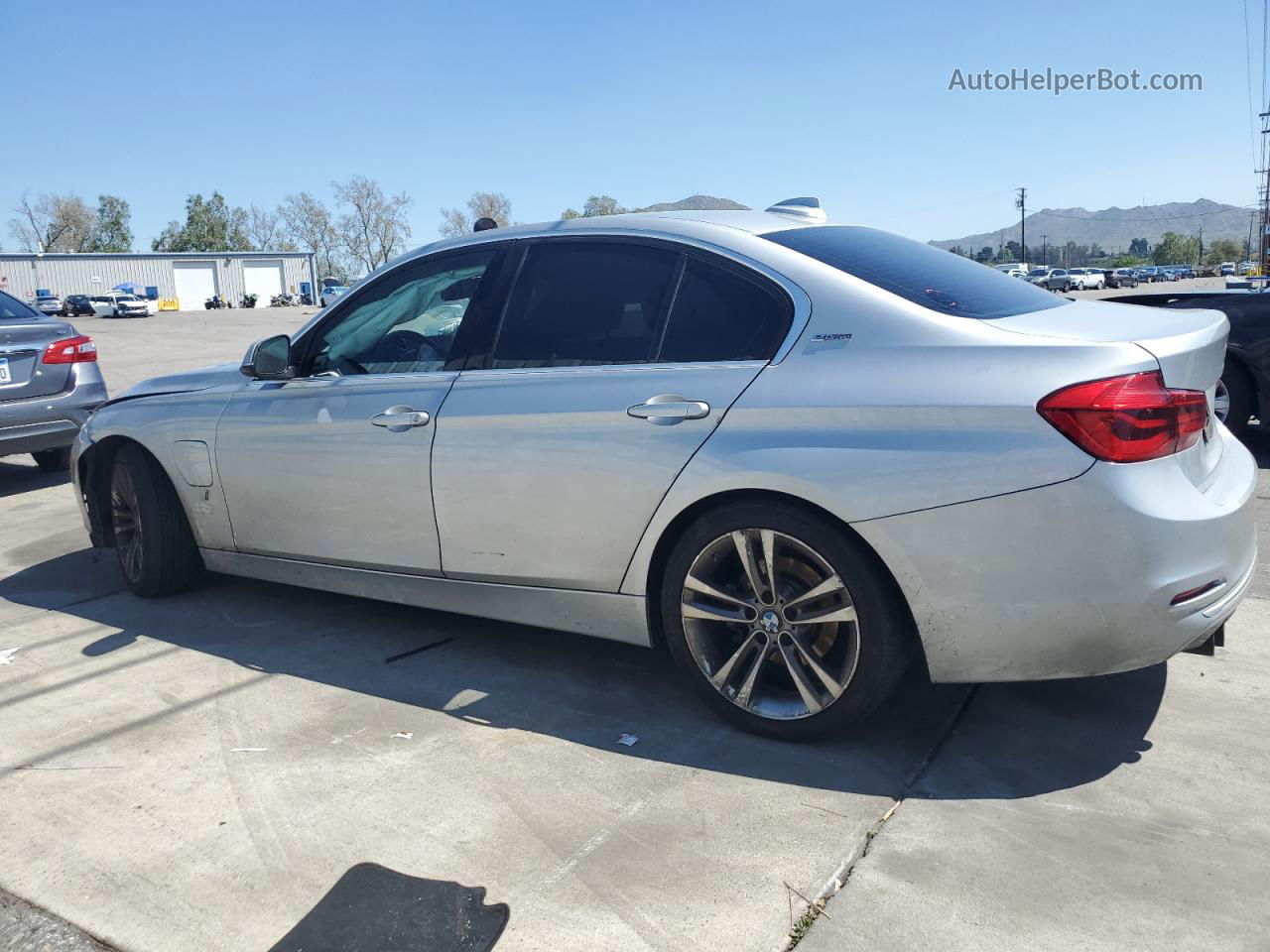 2017 Bmw 330e  Silver vin: WBA8E1C3XHA030044