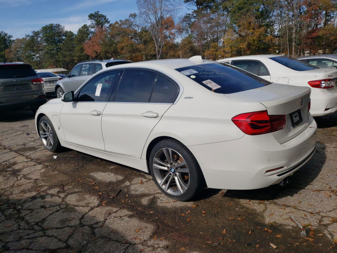 2017 Bmw 330e  White vin: WBA8E1C5XHK480093