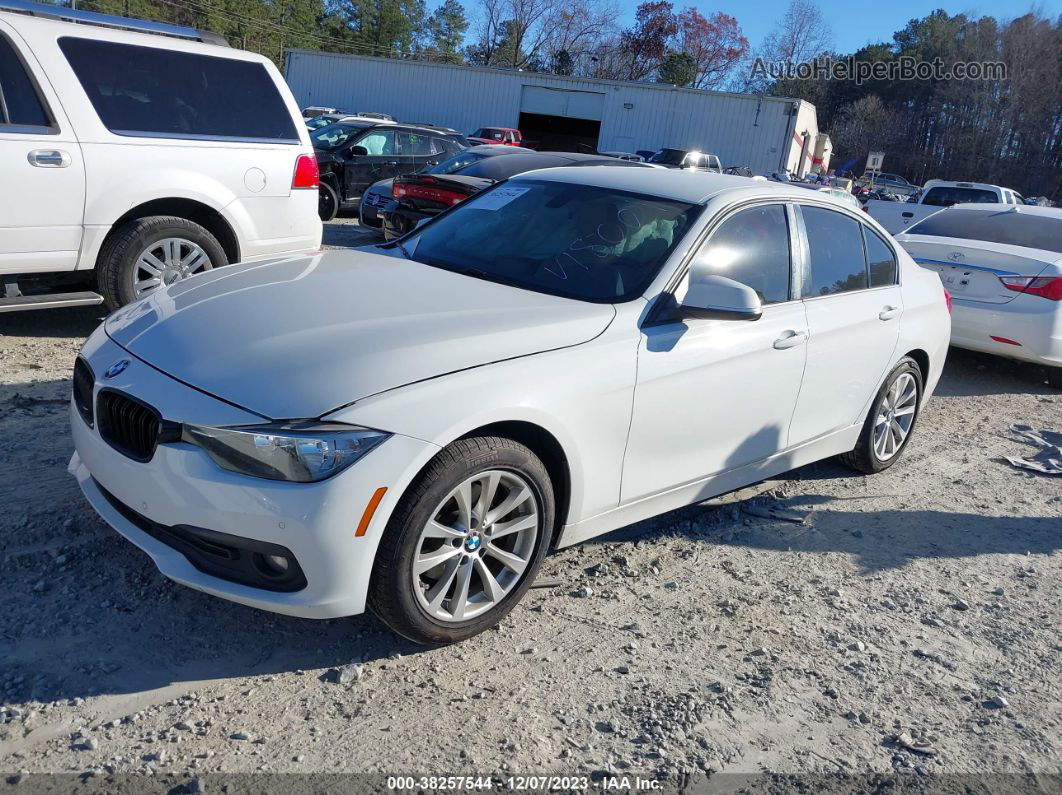 2017 Bmw 320i Белый vin: WBA8E1G30HNU18001