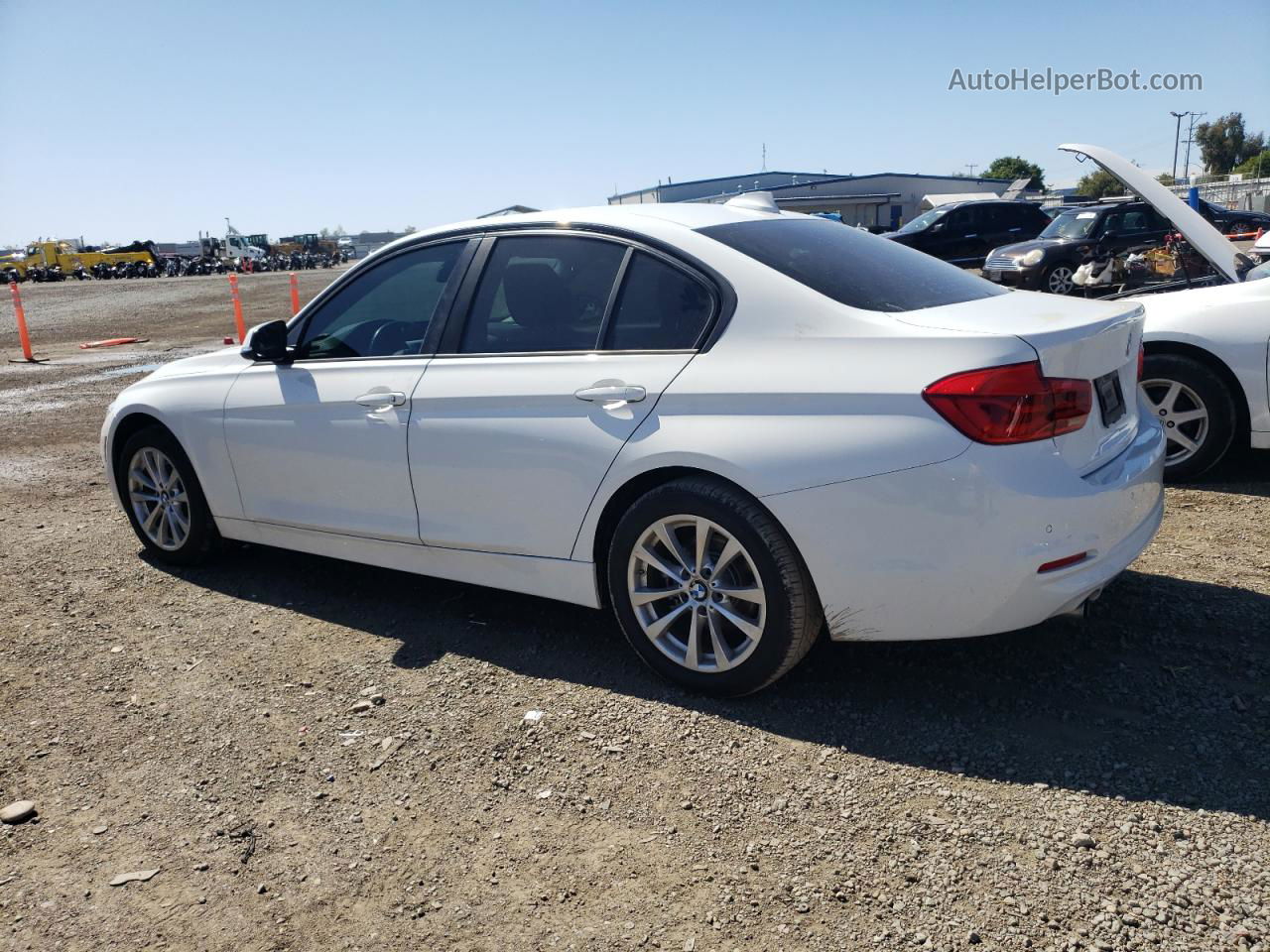 2017 Bmw 320 I White vin: WBA8E1G36HNU18035