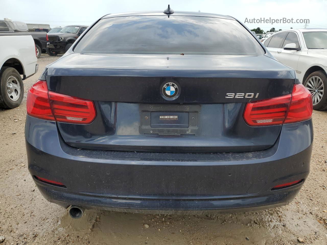 2016 Bmw 320 I Blue vin: WBA8E1G52GNU10370