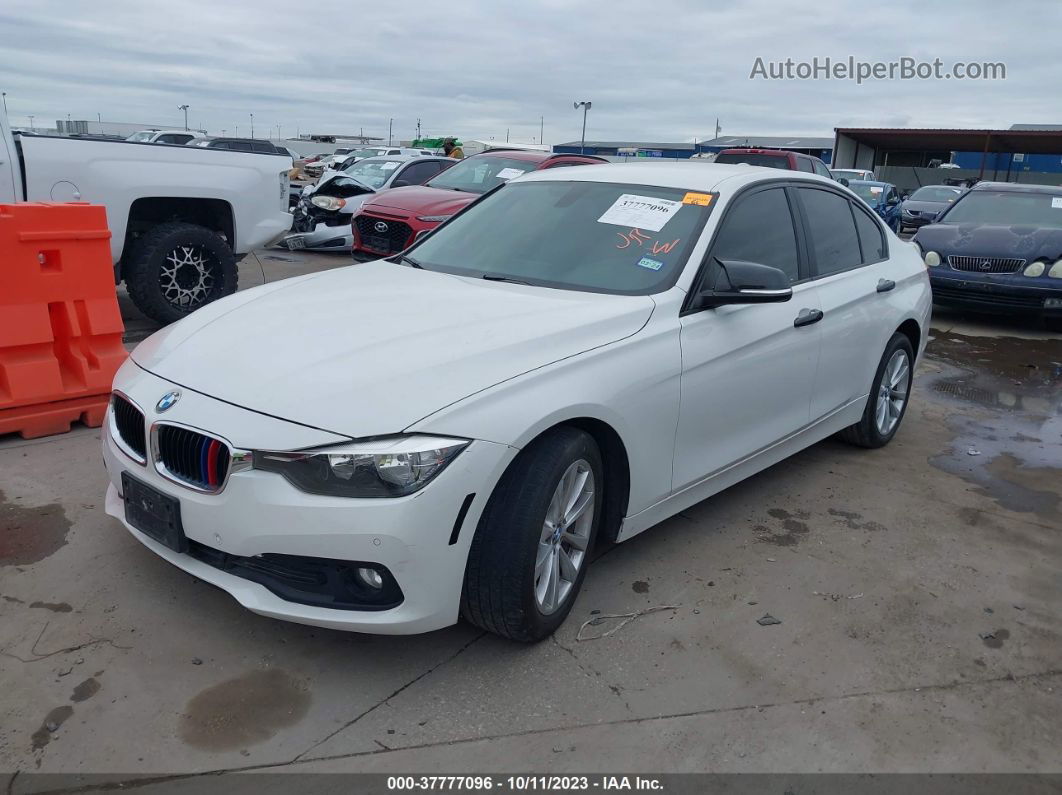 2016 Bmw 320i Белый vin: WBA8E1G55GNT35292